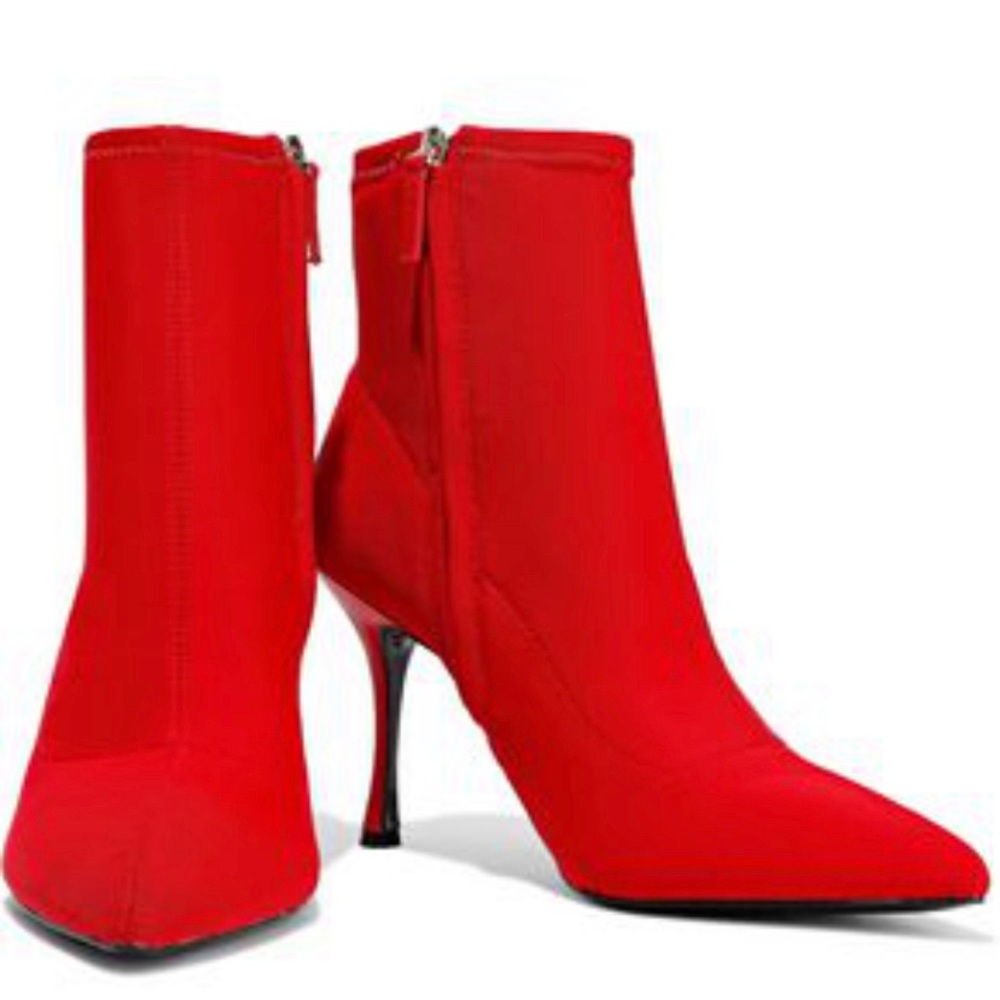 NWT Alice and Olivia red boots